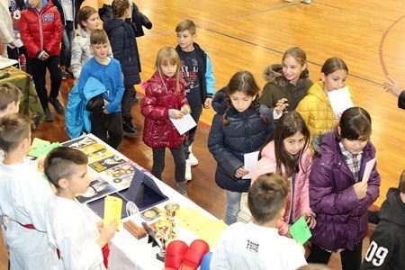 Slika PU_SD/sajam mog solin web.jpg